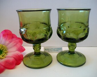 Vintage Green Kings Crown Wine Cordial Indiana Glass Set of 2 Christmas St. Patricks Day
