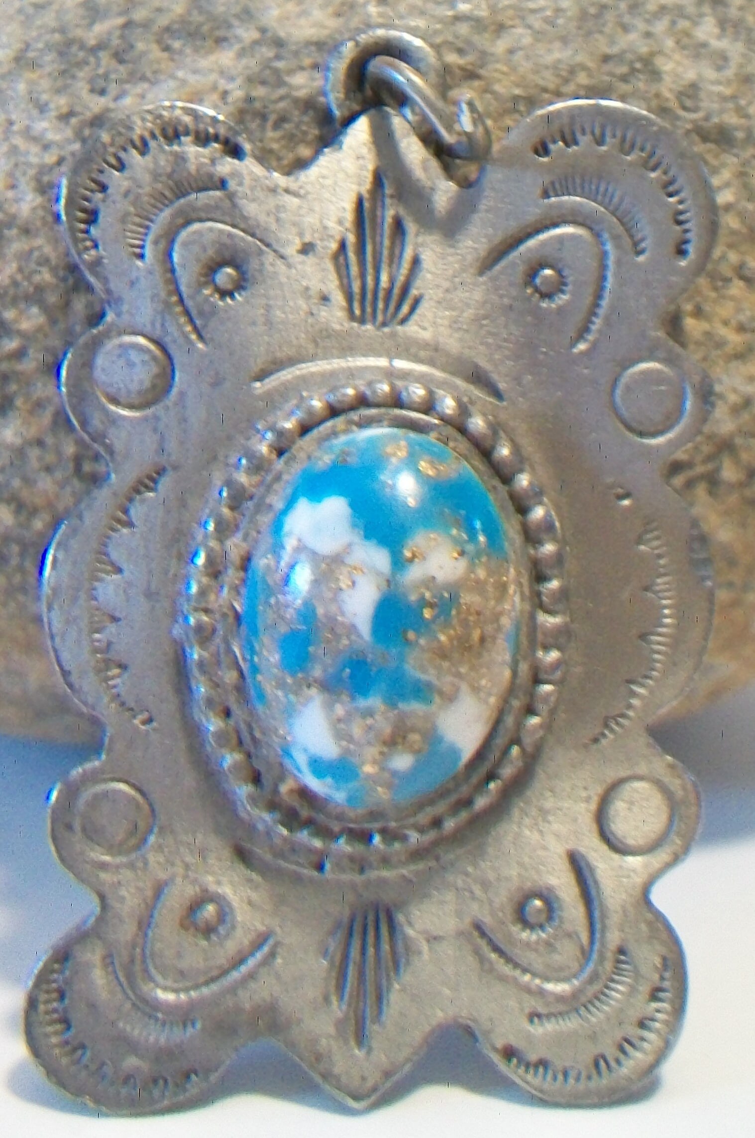 Cute Vintage Native American Navajo Carico Lake Turquoise Sterling Silver Concho Choker Necklace Cute Vintage Native American Navajo Carico Lake Turquoise Sterling Silver Concho Choker Necklace