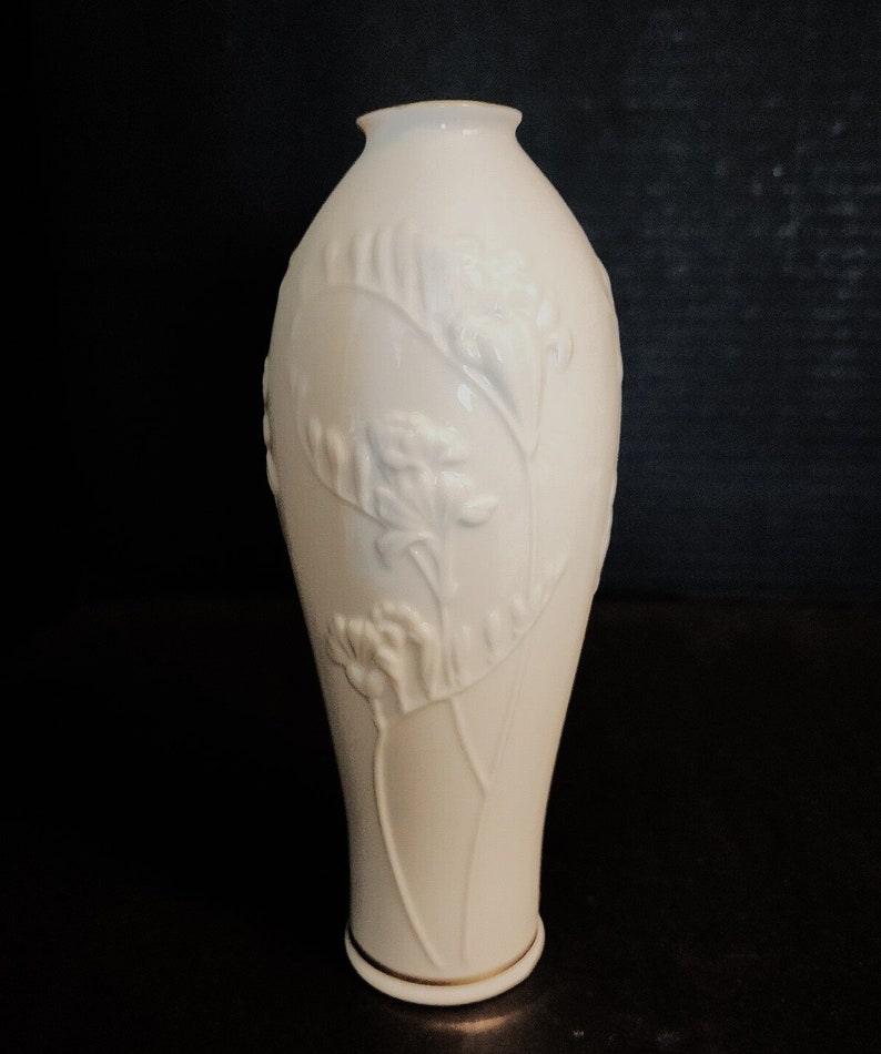 Vintage Masterpiece Lenox China Bud Porcelain Small Vase Hand Decorated with 24k Gold USA Gift for Wife for Her alexlittlethings.etsy.com image 1