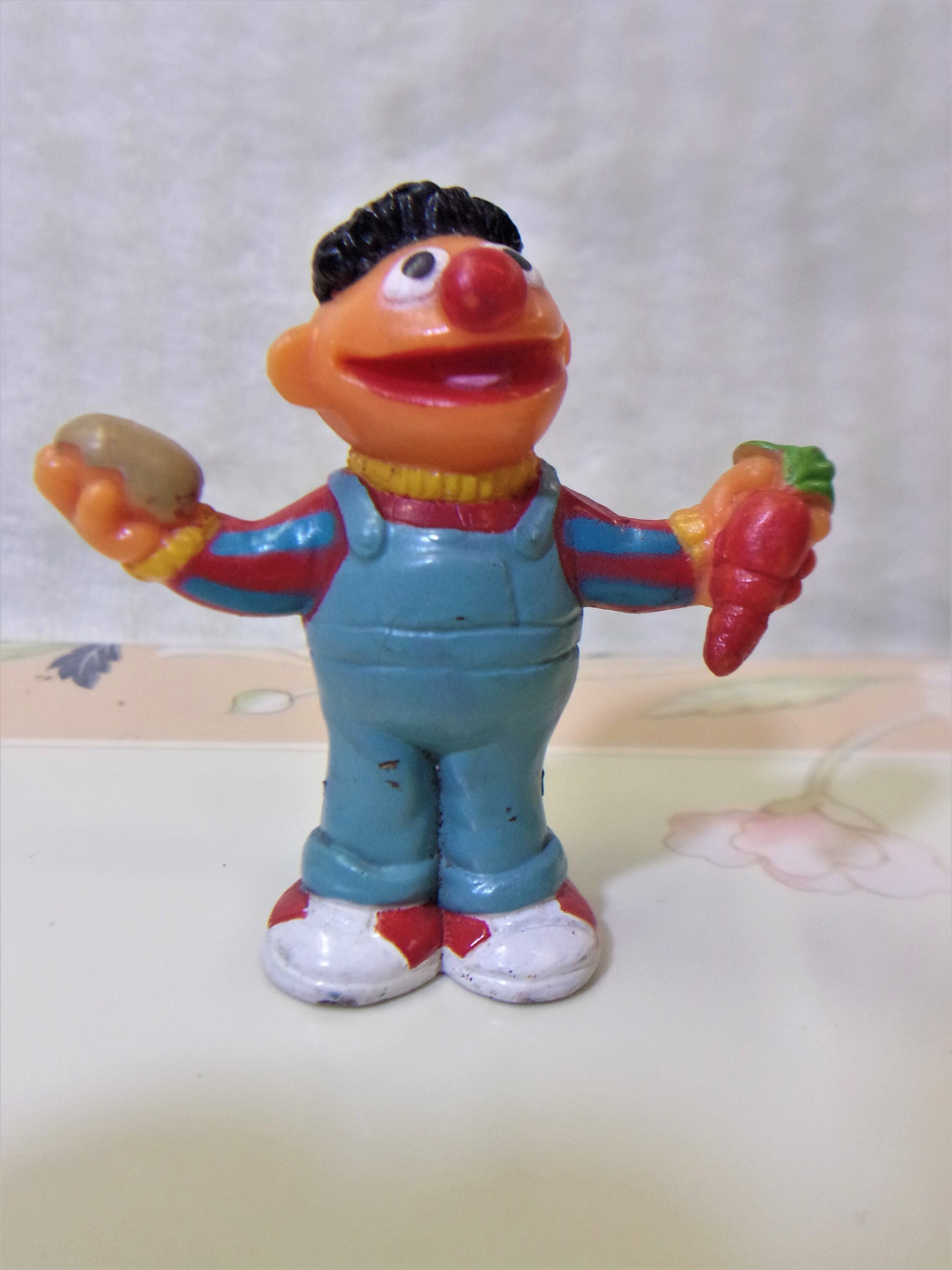 30年以上前！レア セサミストリート アーニー 貯金箱 レトロ