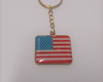Vintage American Flag Keychain Patriotic Key Ring Accessories Veterans of Foreign Wars  www.etsy.com/shop/ALEXLITTLETHINGS