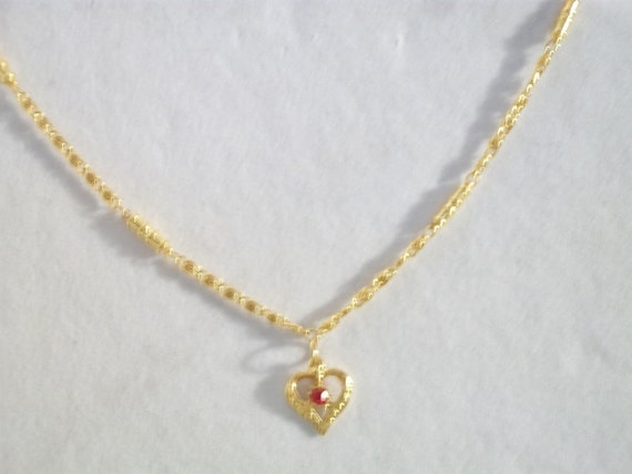 SALE Red Rhinestone Heart Pendant Necklace Textur… - image 2