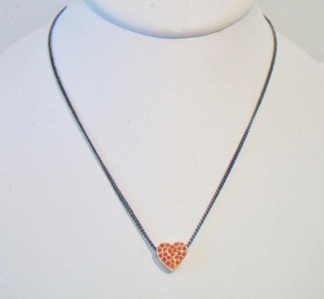 Marc jacobs heart best sale necklace