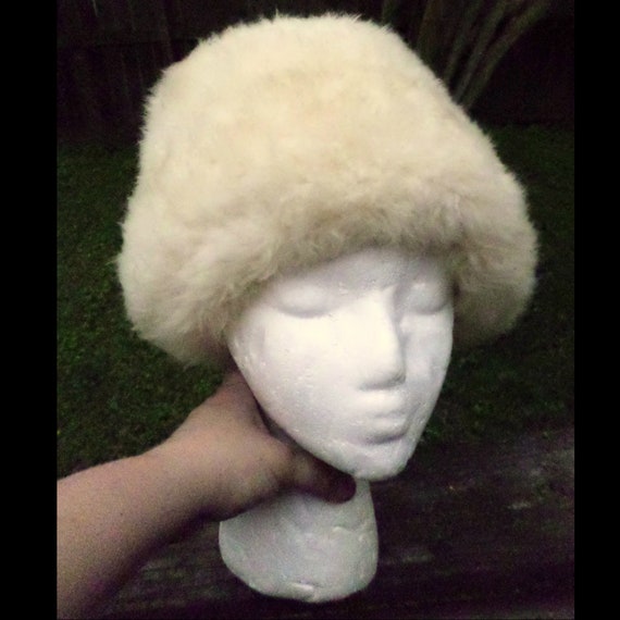 Faux Fur Bucket Hat Size 7