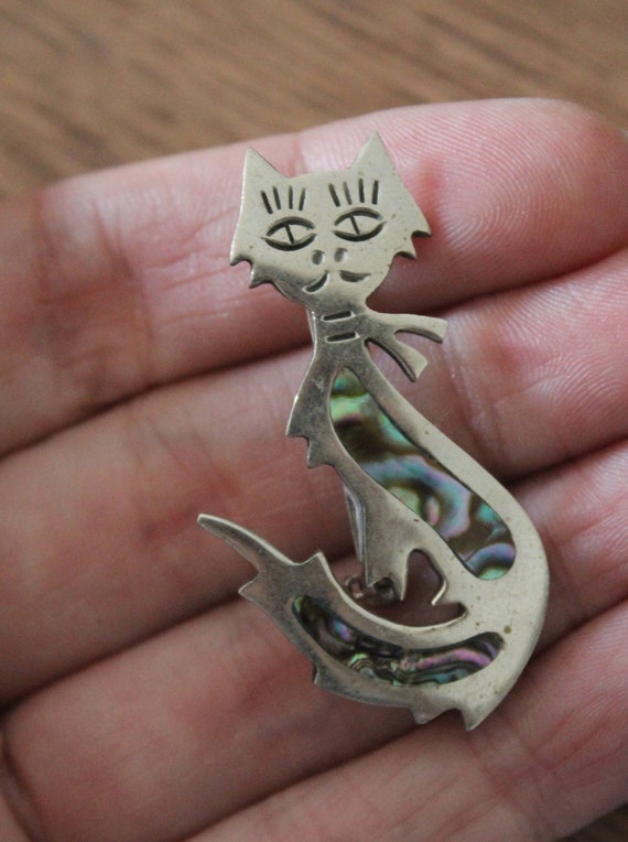 Vintage 1970's Silver And Abalone Inlay Cat Brooch
