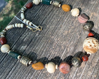 Vintage Stone And Horn Beaded Necklace
