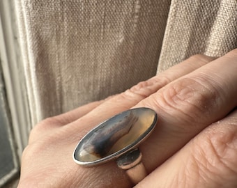 Gorgeous Vintage Sterling Silver Ring With Polished Agate Stone