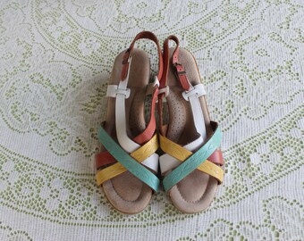 Sweet Vintage 1970's Summer Sandals Made In Italy - Free Shipping