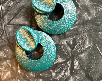 Vintage Turquoise With Silver Splatter Pattern Metal And Enamel Earrings