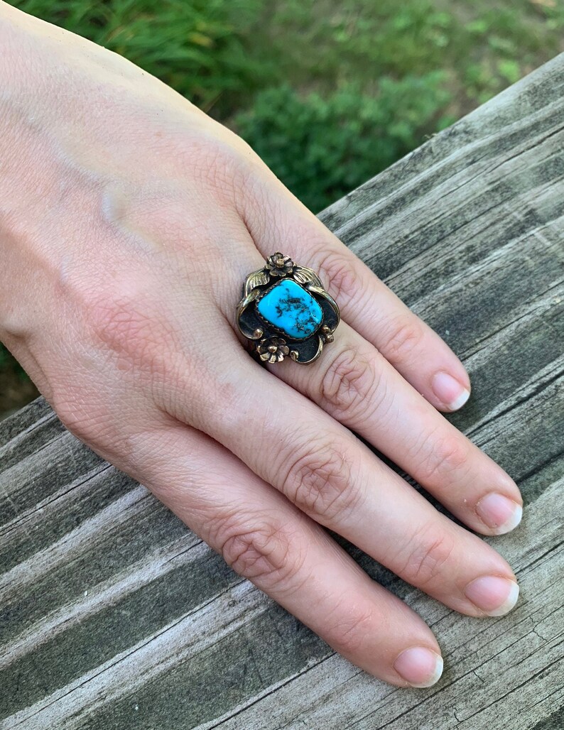 Free Shipping Incredible Vintage 1960/'s 1970/'s Native American Navajo Turquoise Ring