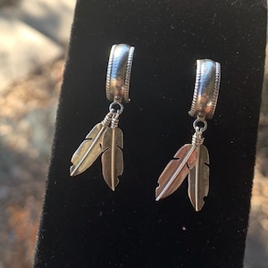 Gorgeous Vintage Sterling Silver Half Hoop Earrings With Feathers Dangling Beneath