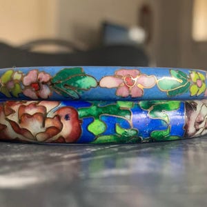 Beautiful Vintage Chinese Export Cloisonné Hinged Bracelets