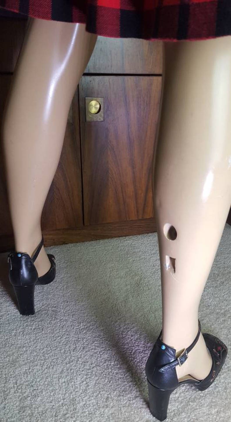 Beautiful Retro Anklestrap Heels