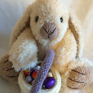 Loppy the Baby Lop Eared Bunny PDF knitting pattern Download knitted flat written in ENGLISH imagem 3