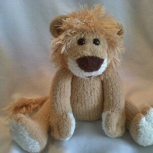 Lester the Lion PDF knitting pattern download knitted flat written in ENGLISH image 5