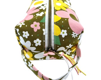 Flower Power Large Boxy Ditty Bag - Handmade Gift - Fabric Bag - Retro Look - Travel Bag