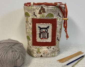 Bolsa saco com cordão em formato de coruja / tamanho pequeno / para tricô ou crochê