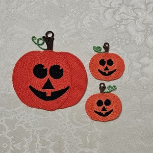 FSL Halloween Smiling Pumpkin Earrings and Gift Tag/Pendant/Ornament - Machine Embroidery Designs