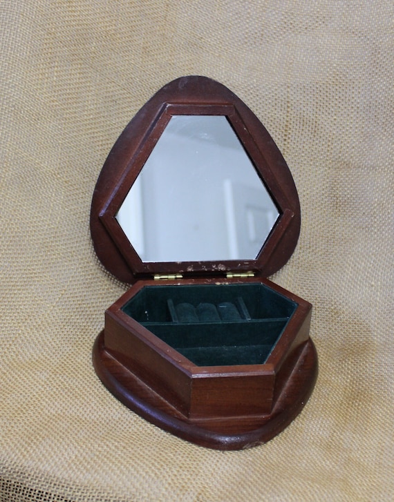 Small Heart Shaped Wooden Jewelry Box with Tapest… - image 7
