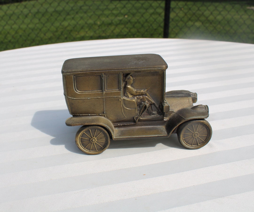 Vintage l bank メタルバンク Metal Old Fashioned 1908 Car Coin Bank - Bank Advertising Piggy