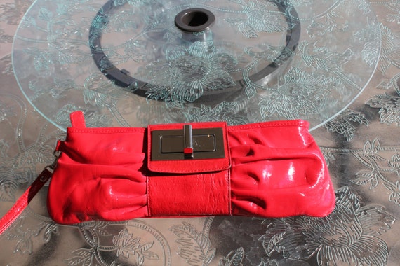 Red Shiny Faux Leather Wristlet / Clutch Purse / … - image 3