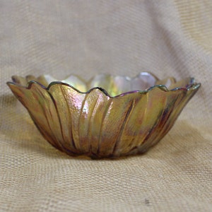 Gold Iridescent Carnival Glass Bowl in a Flower Pattern image 1