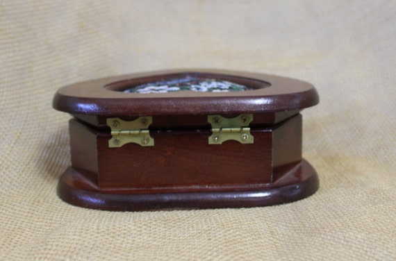 Small Heart Shaped Wooden Jewelry Box with Tapest… - image 9