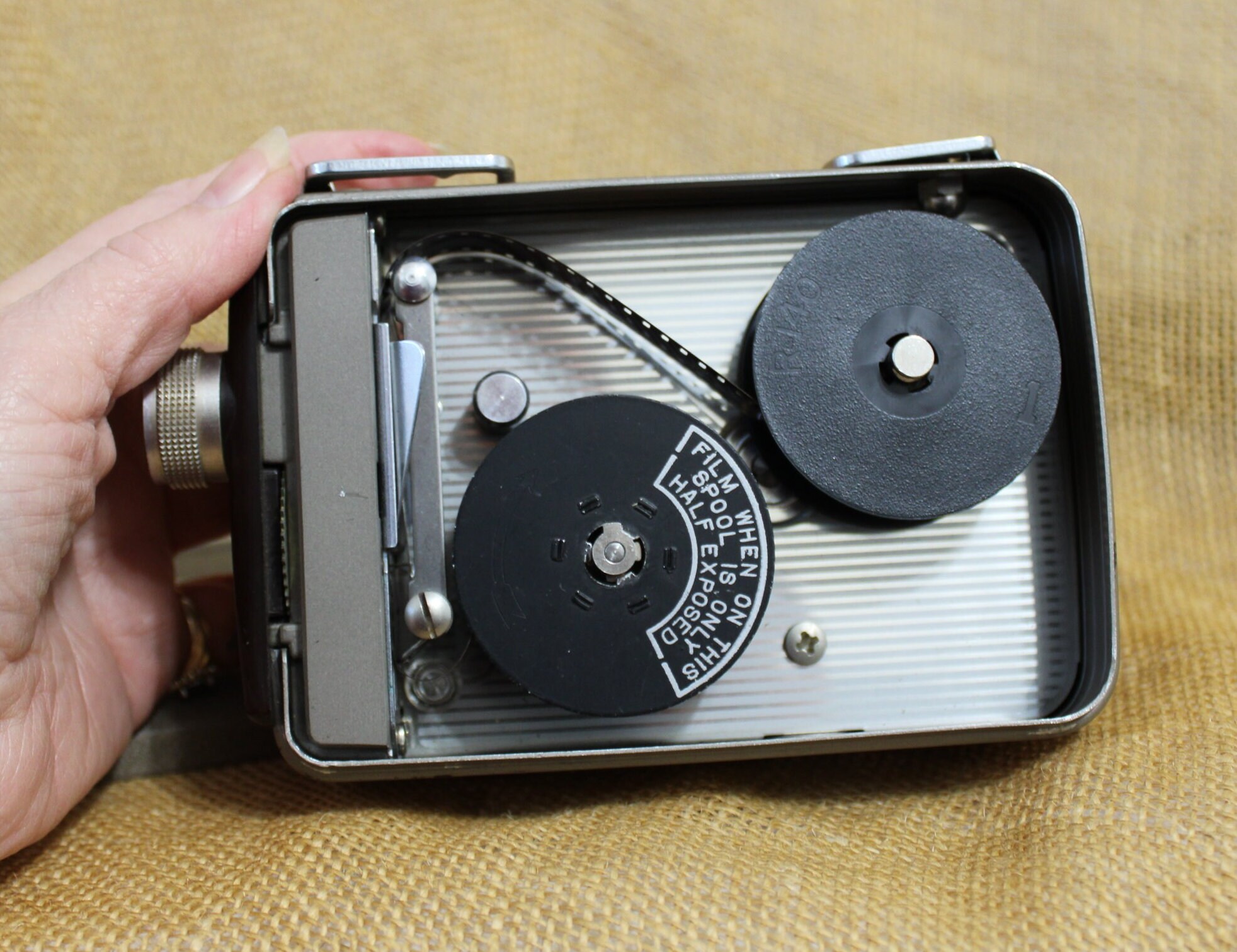 XJ18 値下げコダック・ブラウニー8mmムービー 2) VINTAGE KODAK