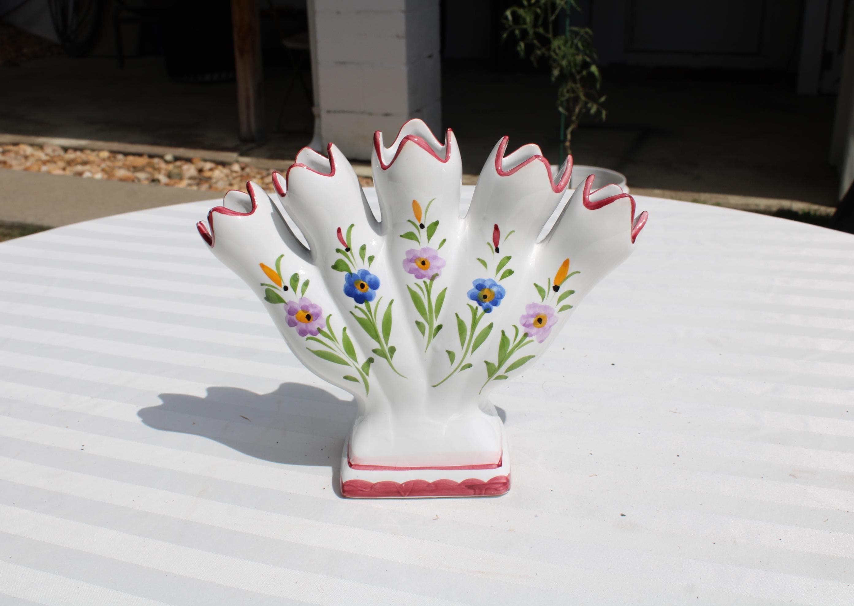 vintage * Portugal ribbon flower vase