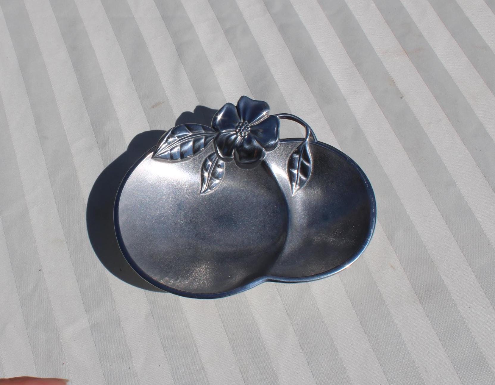 Small Dip Bowl by Lenox from the Orchard in Bloom Collection - Aluminum Peach Dip Bowl  - Small Serving Bowl