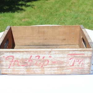 7up Vintage Wood Crate - Etsy