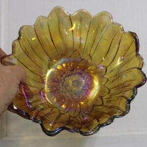 Gold Iridescent Carnival Glass Bowl in a Flower Pattern image 7