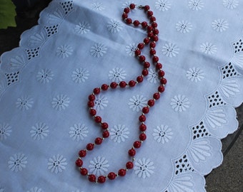 Necklace in Alternating Red and Gold Beads