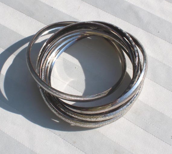 Six Silver Tone Metal Interlocking Bangle Bracele… - image 6