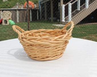 Round Willow Wicker Basket with Handles - Wicker Supply / Sewing / Storage Basket