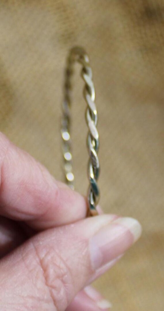 Thin Silver Tone Twisted with Flat Surface Metal … - image 5