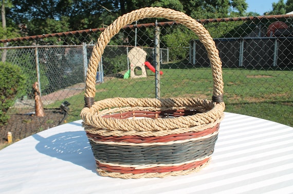 Red, White and Blue Wicker Basket with Handle - Market / Shopping Basket - Mail Basket - Trinket Basket - Storage Basket