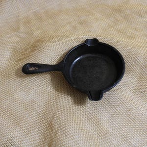 Black Cast Iron 3 1/2 Inch Skillet / Ashtray / Spoon Rest by Lodge