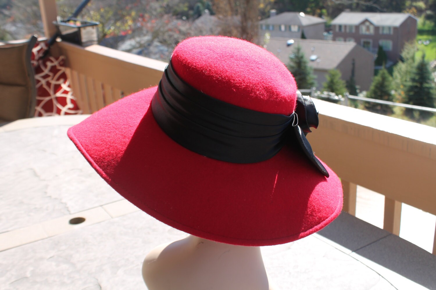 Wide Brim Red Wool Hat Trimmed With Silky Wide Black Band  display picture 3