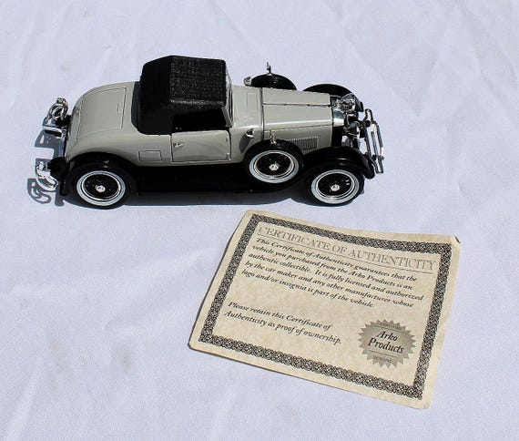 National Motor Musuem Mint 1928 Lincoln Coupe Roadster 1/32 Scale