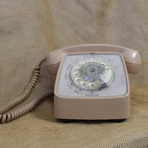 Beige Rotary Dial Desk Phone from GTE - Land Line Desk Telephone
