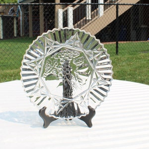 Round Glass Serving Dish / Platter / Tray by Federal Glass in the Pioneer Clear Pattern - Embossed Fruit ands Ribbed Glass Plate