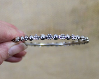 Silver Tone Metal Bangle Bracelet with Flowers and Beads - Thin Silver Bangle Bracelet with Flower Design