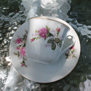 China Tea Cup with Pink Roses from Regent China