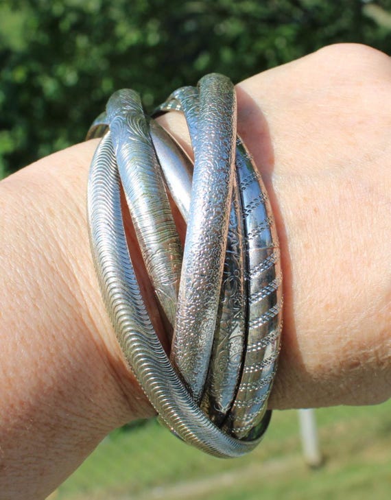 Six Silver Tone Metal Interlocking Bangle Bracele… - image 4