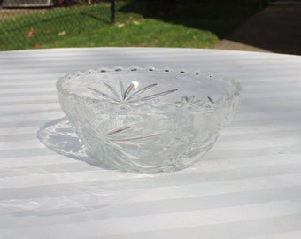 Clear Glass Bowl by Hocking Glass Co. in Early American Precut Pattern (EPAC) / Star of David