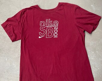 red nike shirts