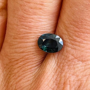 Teal sapphire oval 1.34ct loose unset natural blue sapphire peacock earth mined sapphire oval cut 100% natural sapphire comes w/certificate