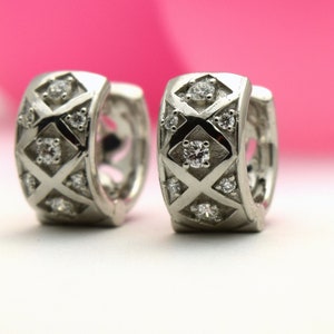 Huggies diamond earrings 18KT white gold / Gorgeous diamond earrings comfort fit / Natural diamonds huggable diamond earrings modern