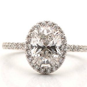 Oval Engagement Ring 18KT White Gold Diamond Ring/ Oval center diamond Engagement ring/Oval halo diamond ring